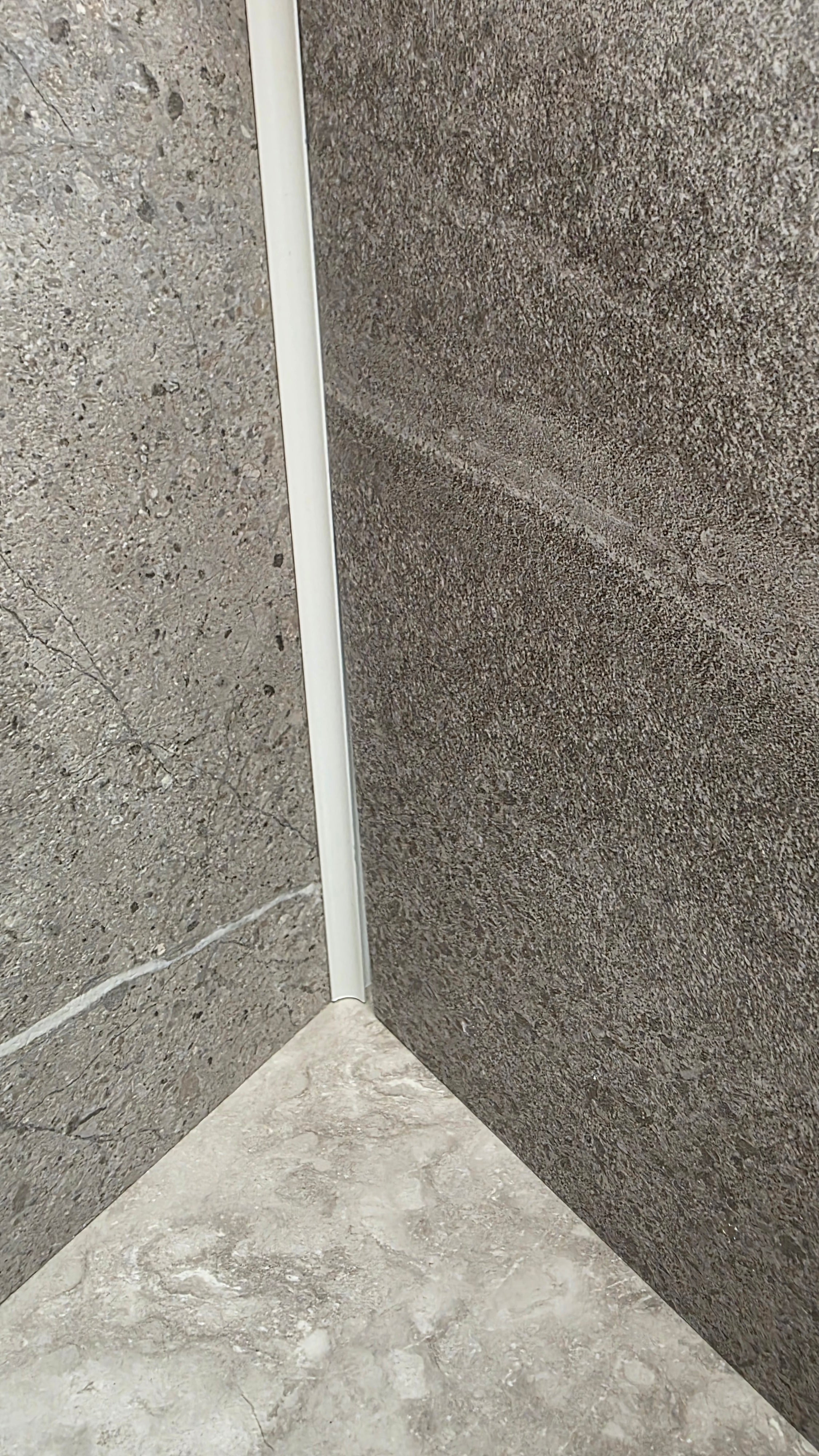 SPC Inside Corner Trim 108" – Black & White | For 3/16" Wall Panels